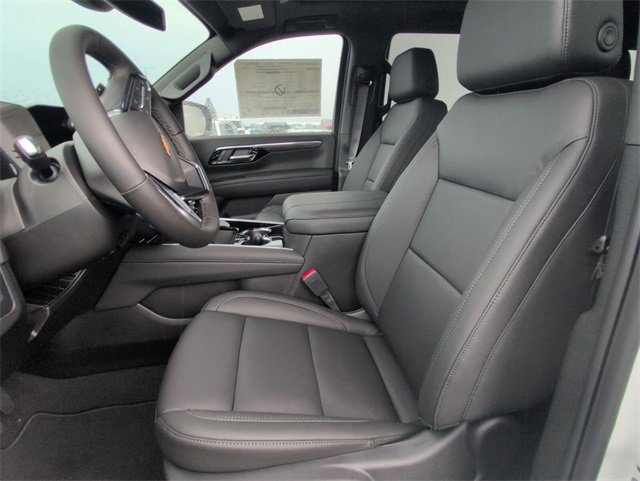2025 Chevrolet Tahoe LT photo 9