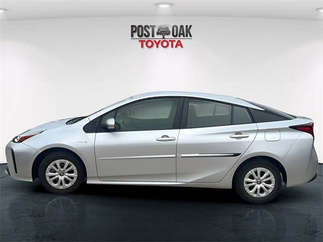 2022 Toyota Prius L photo 4