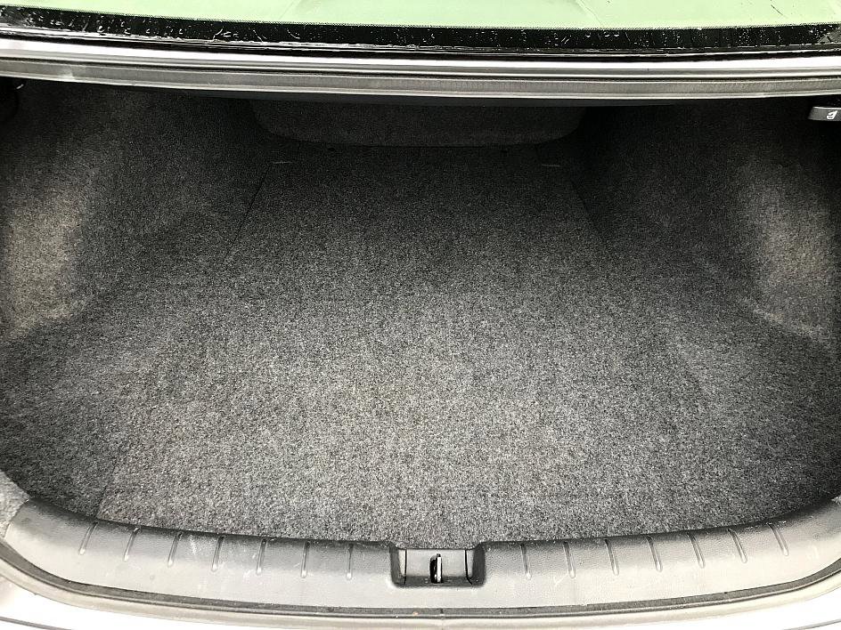 2013 Honda Accord LX photo 12