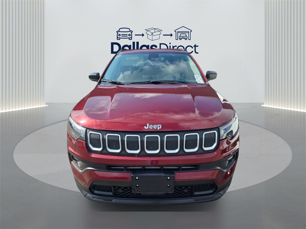 2022 Jeep Compass Latitude photo 3
