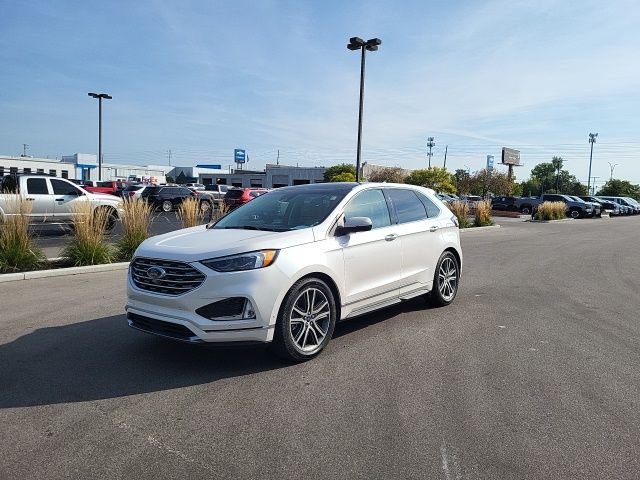 2019 Ford Edge Titanium photo 7
