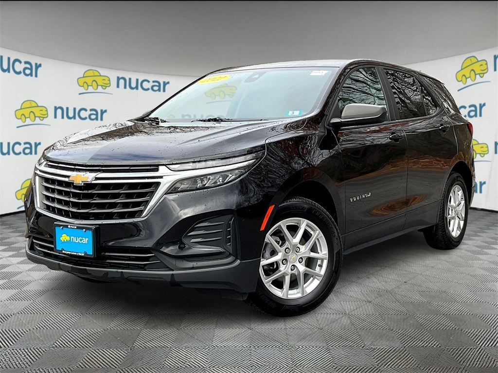 2022 Chevrolet Equinox LS photo 3