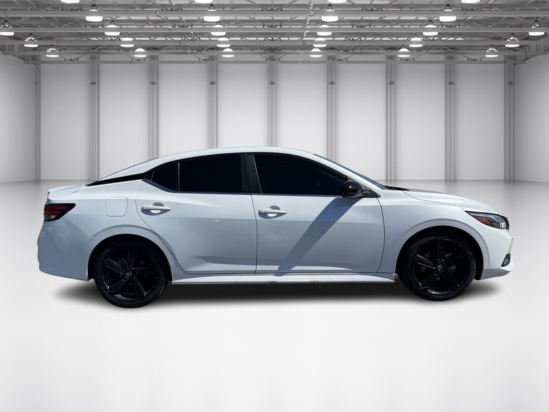 2022 Nissan Sentra SR photo 6