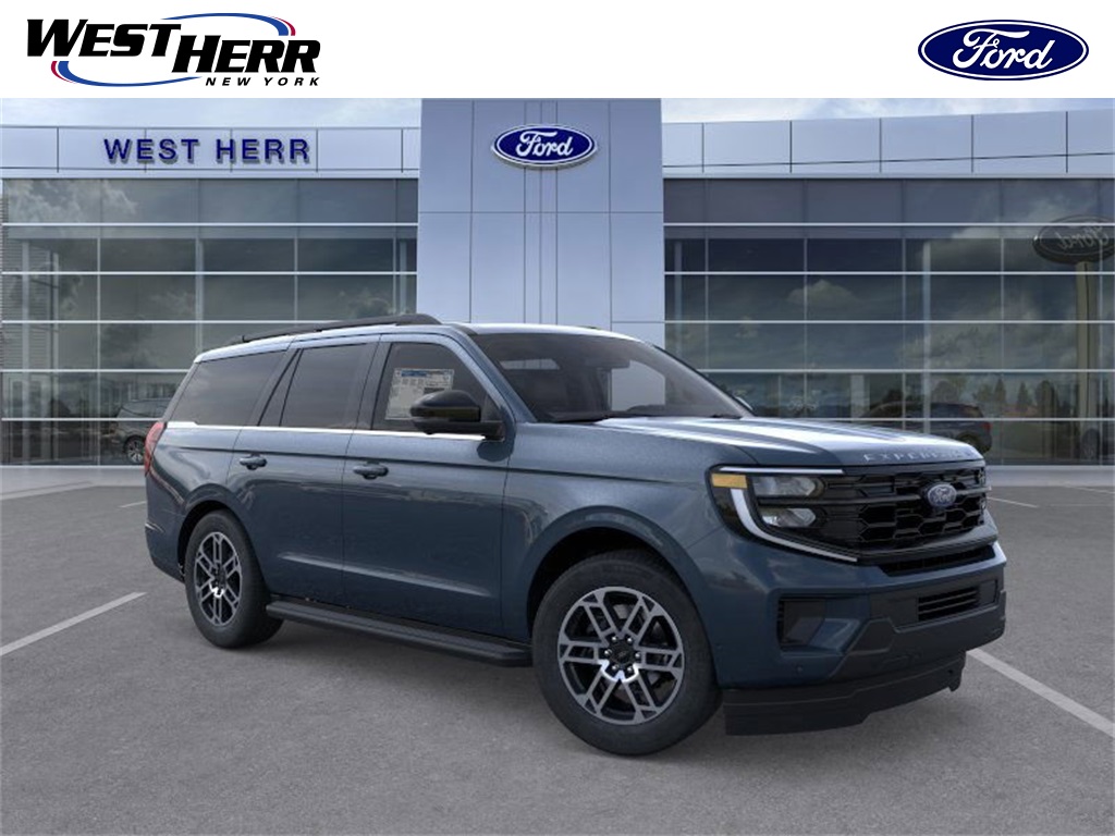 2025 Ford Expedition Active's photo