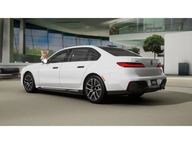 2026 Bmw 750e photo 2