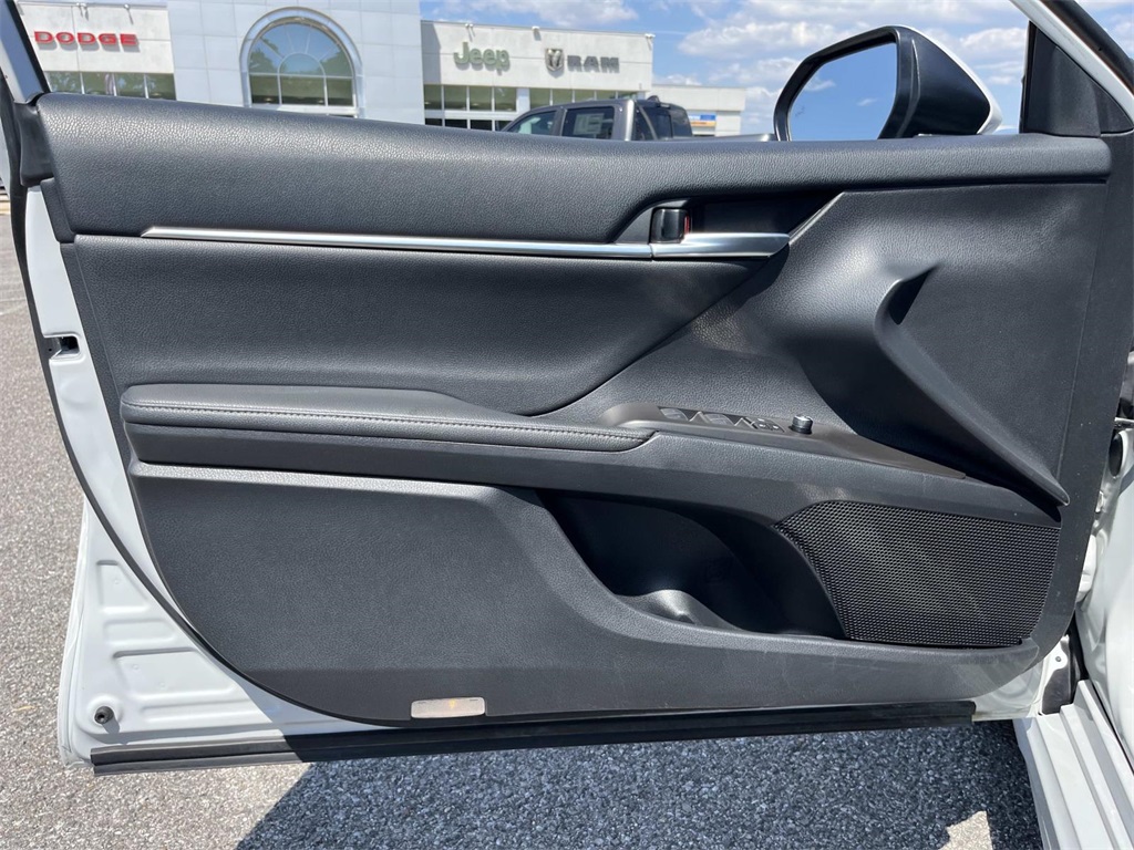 2024 Toyota Camry XSE photo 9