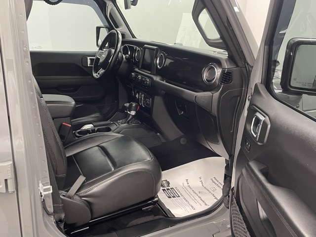 2021 Jeep Wrangler Unlimited Sahara Altitude photo 25