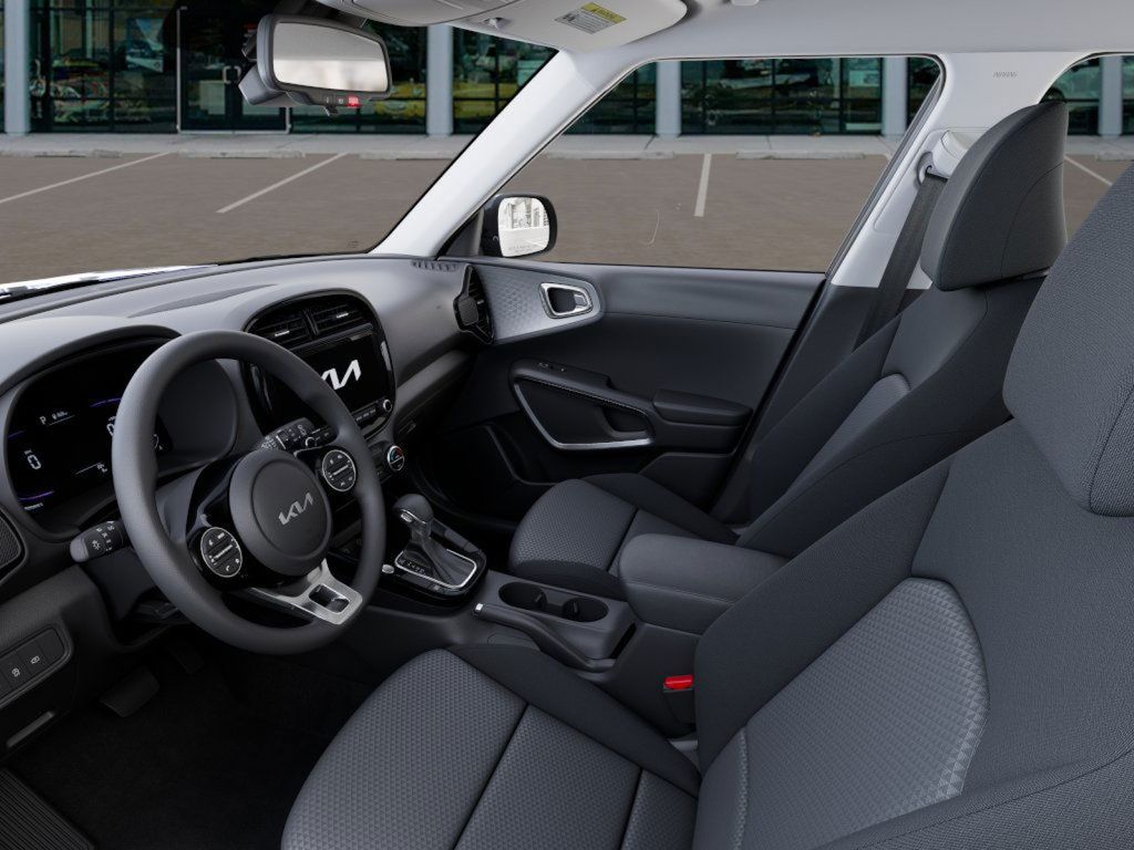 2025 Kia Soul S photo 16