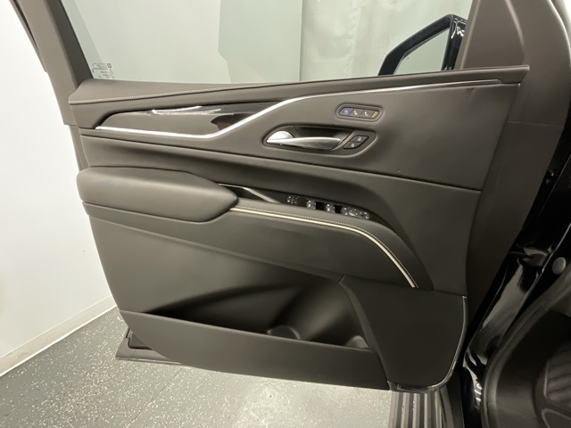 2023 Cadillac Escalade ESV V-Series photo 9