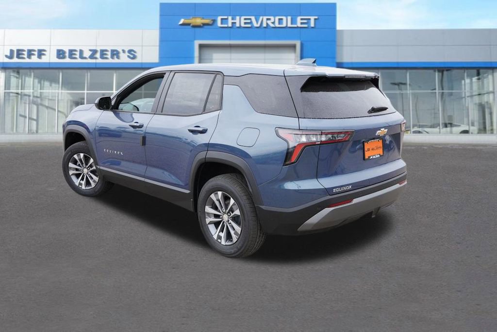 2026 Chevrolet Equinox LT photo 2