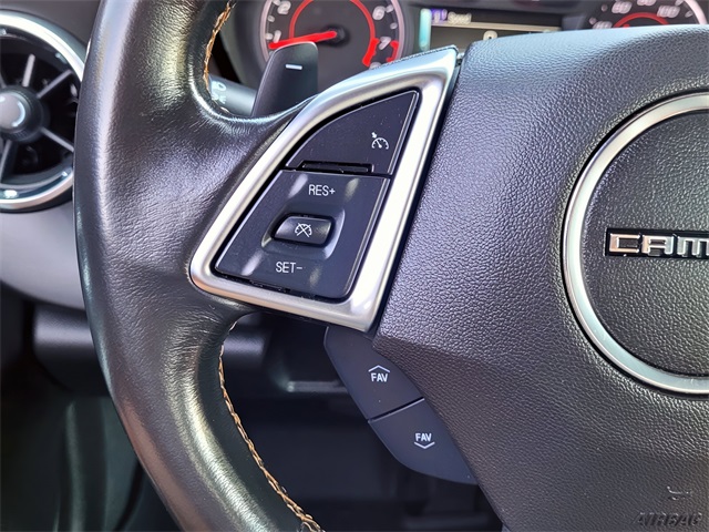 2018 Chevrolet Camaro 2LT photo 11