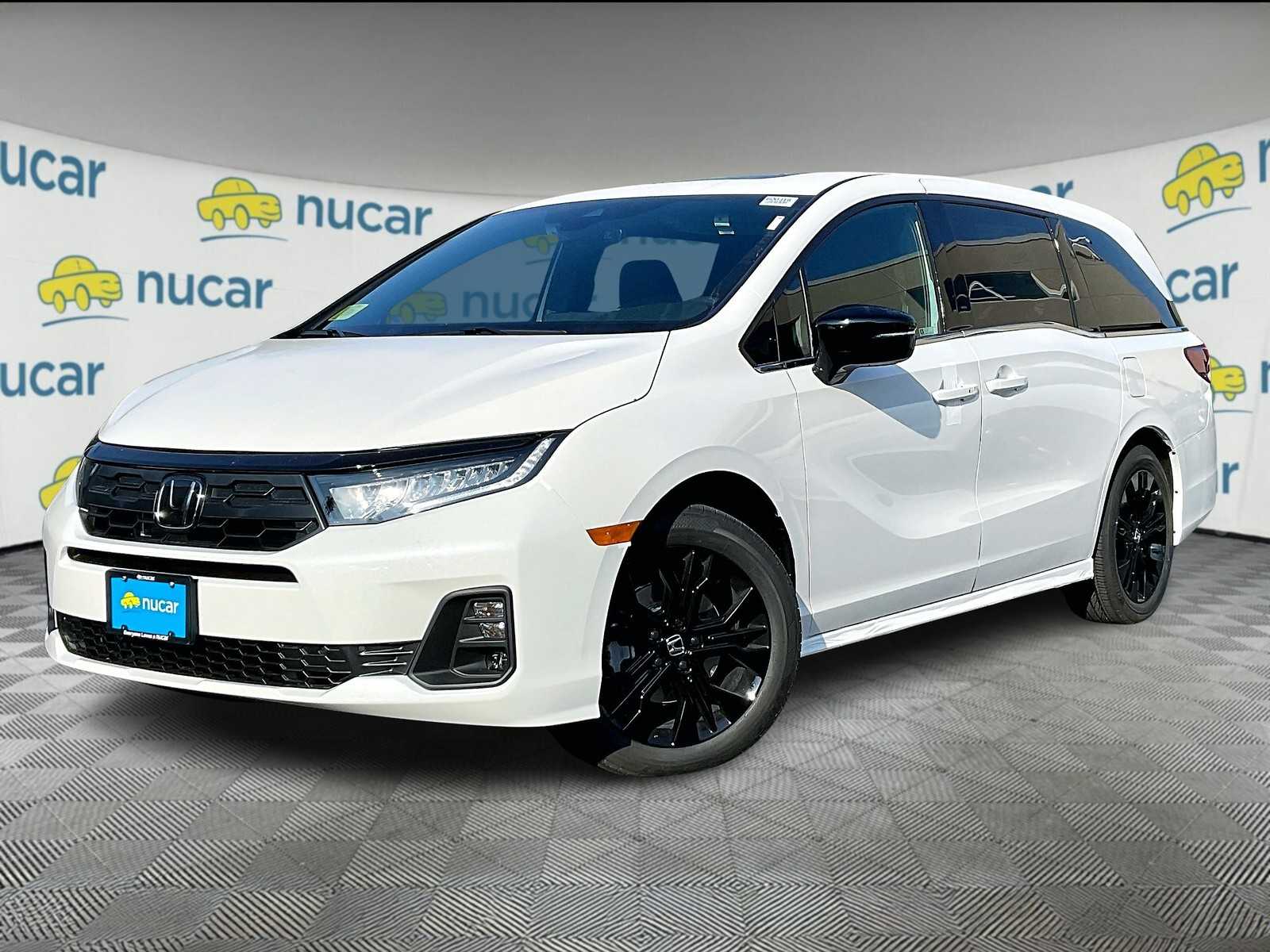 2026 Honda Odyssey photo 3