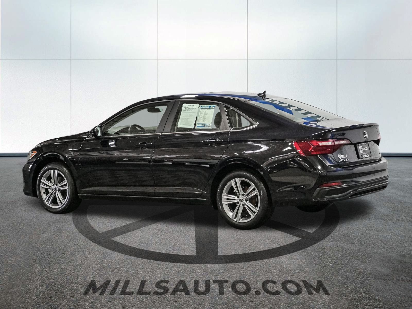 2024 Volkswagen Jetta SE photo 3