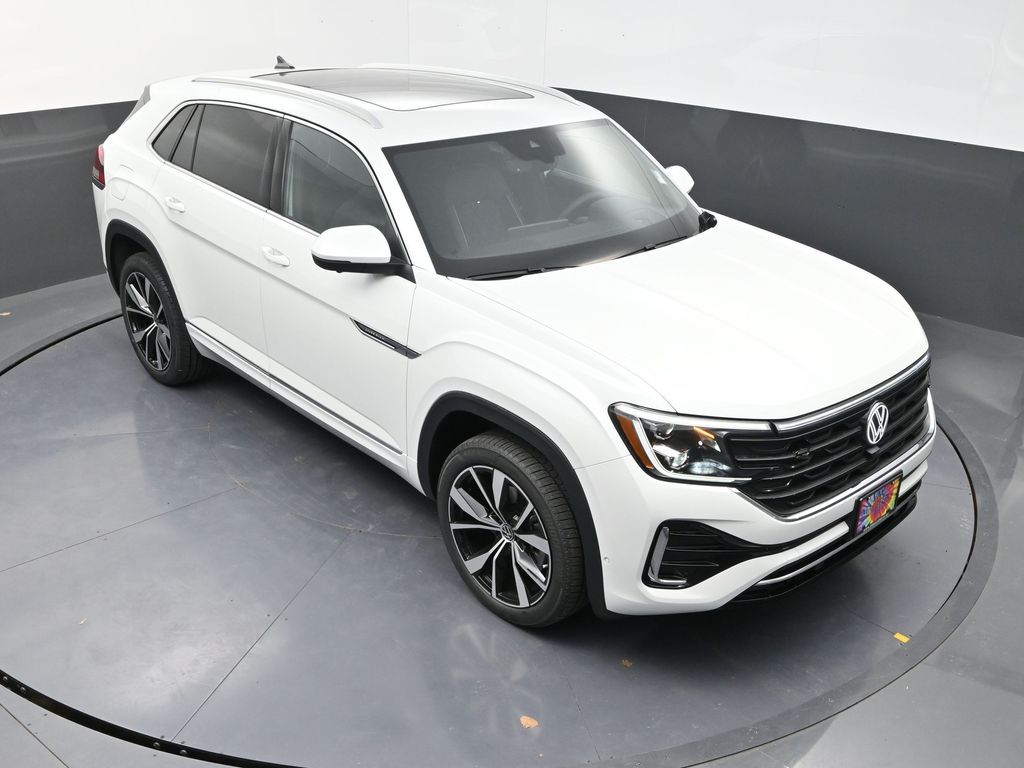 2025 Volkswagen Atlas Cross Sport SEL Premium R-Line photo 10