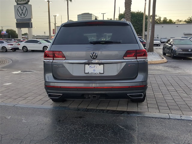 2022 Volkswagen Atlas SEL photo 4