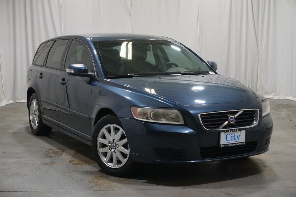 Used 2008 Volvo V50 2.4i with VIN YV1MW382882380707 for sale in Evanston, IL