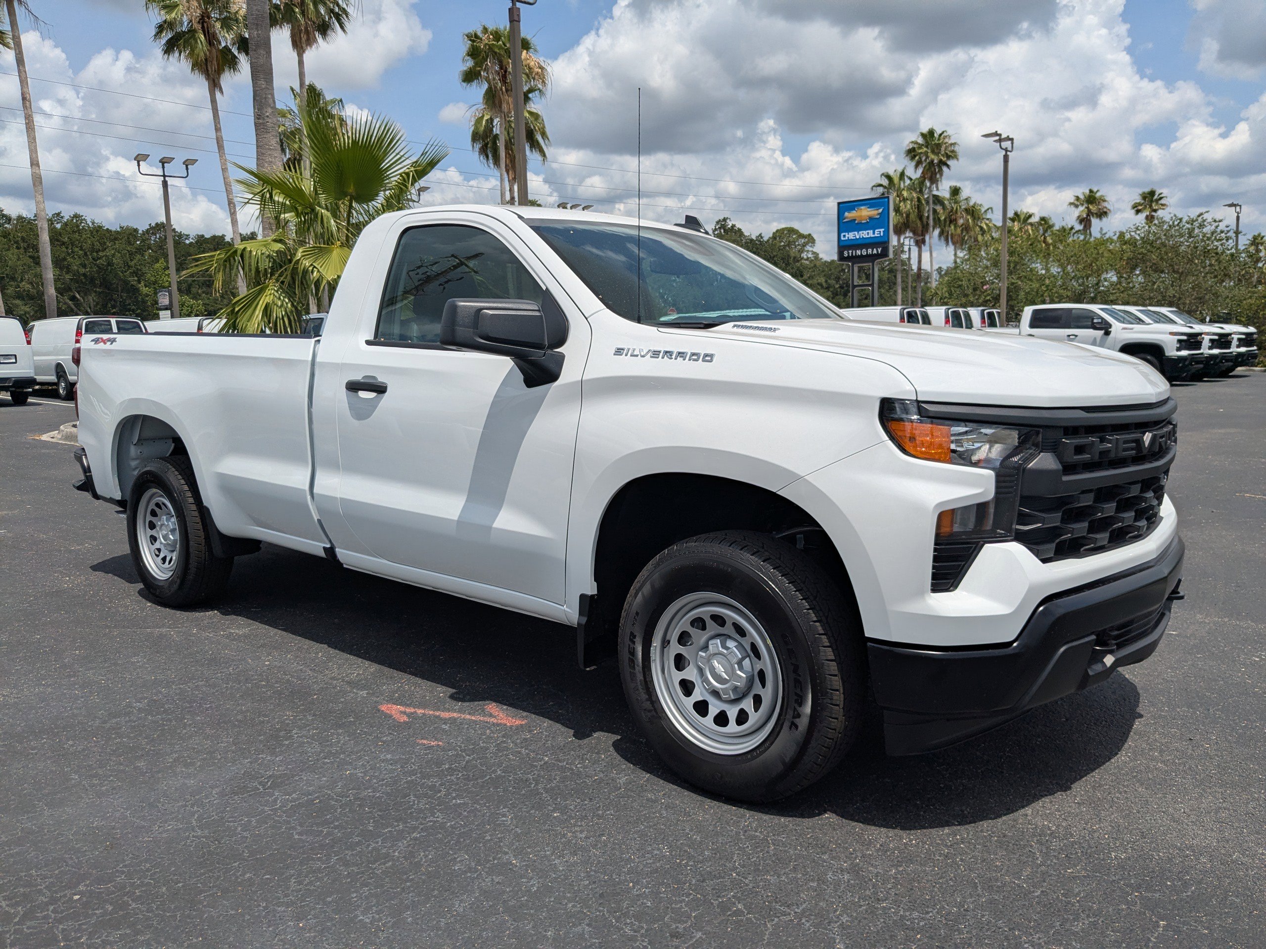 2025 Chevrolet Silverado 1500 photo 2