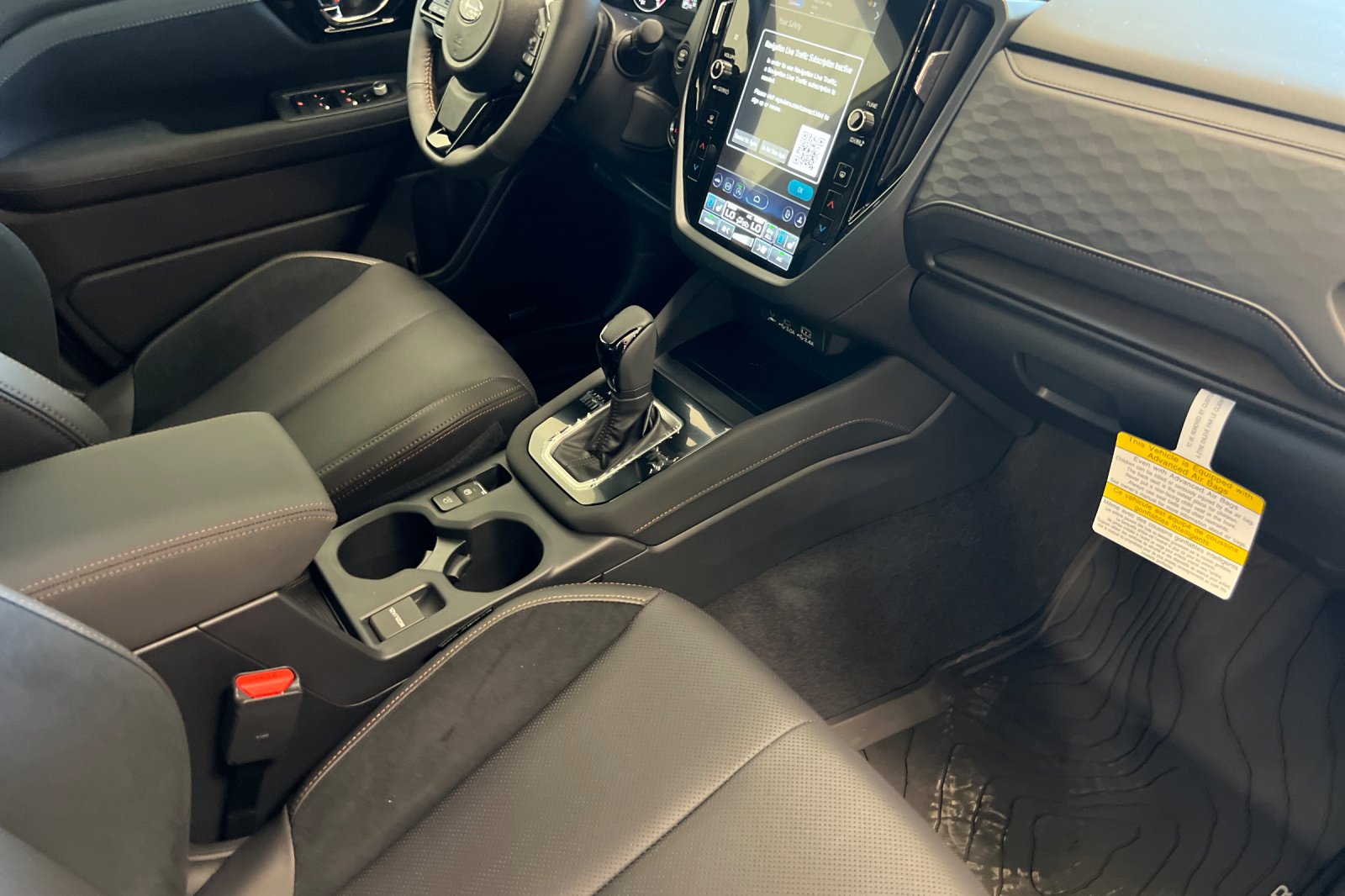2025 Subaru Forester Touring photo 16