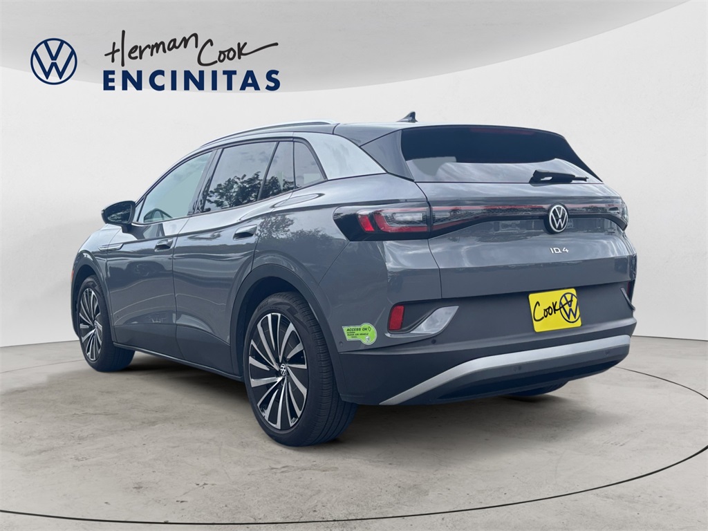 2023 Volkswagen ID.4 Pro Plus photo 3