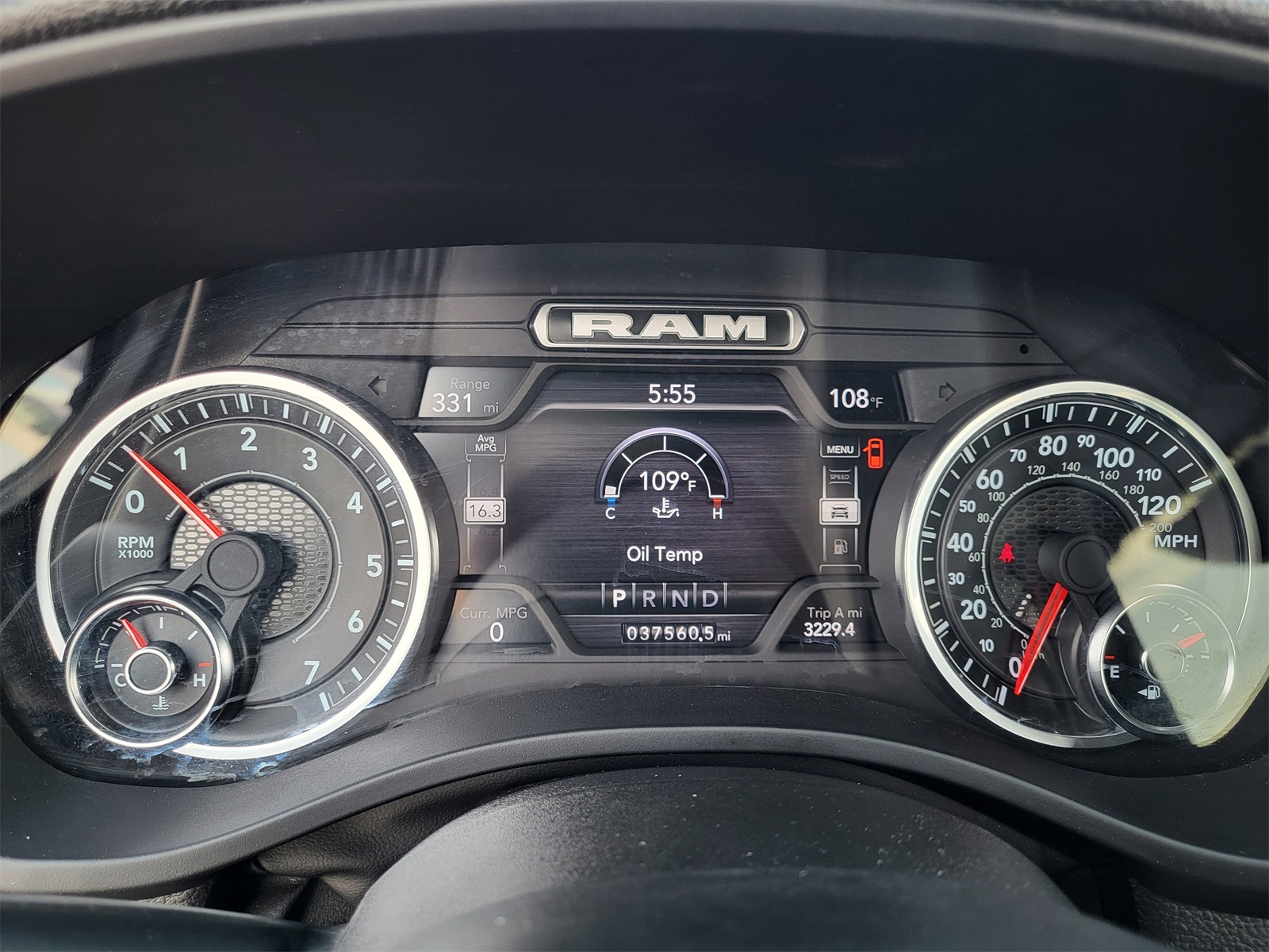 2024 Ram 1500 Laramie photo 20