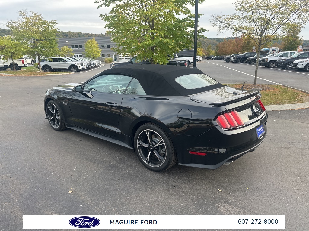 2016 Ford Mustang GT Premium California Special photo 7