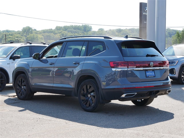 2025 Volkswagen Atlas SE Technology photo 4