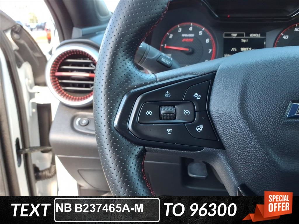 2025 Chevrolet Trax photo 13