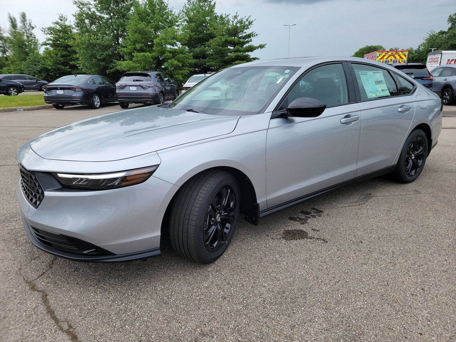 2025 Honda Accord SE photo 3