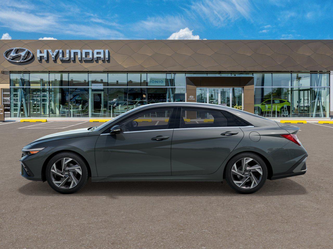 2025 Hyundai Elantra Hybrid Limited photo 3