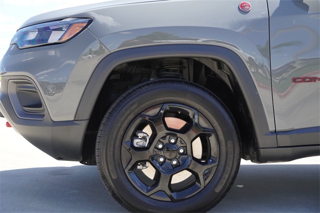2024 Jeep Compass Trailhawk photo 3