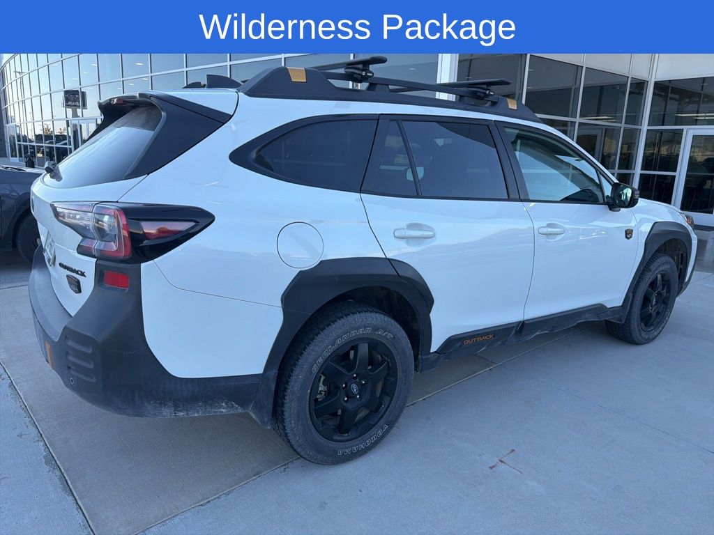 2022 Subaru Outback Wilderness photo 3