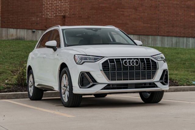 2025 Audi Q3 S line Premium