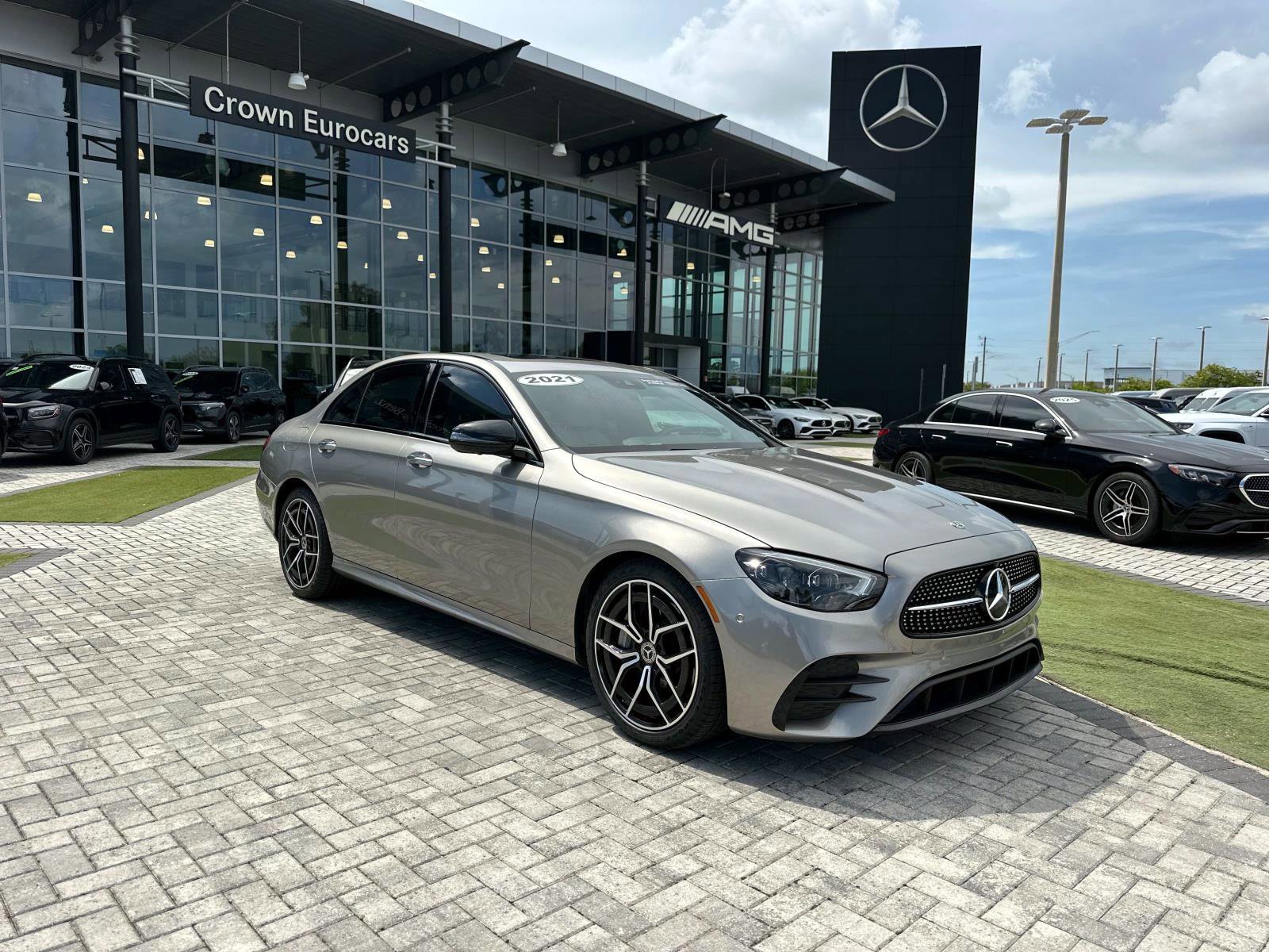 2021 Mercedes Benz E 350 Sedan photo 2