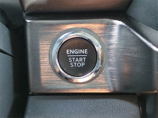 2023 Ford F-250 Lariat photo 27