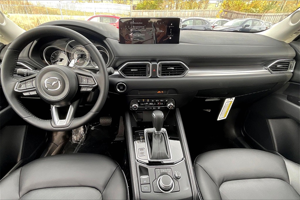 2025 Mazda CX-5 2.5 Select photo 4