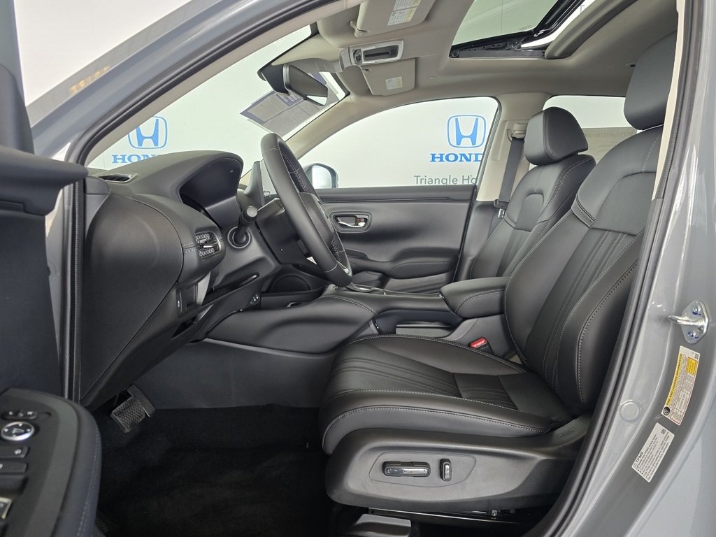 2026 Honda HR-V EX-L photo 10