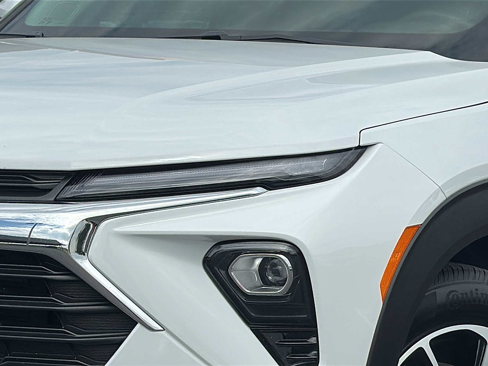 2024 Chevrolet Trailblazer LT photo 3