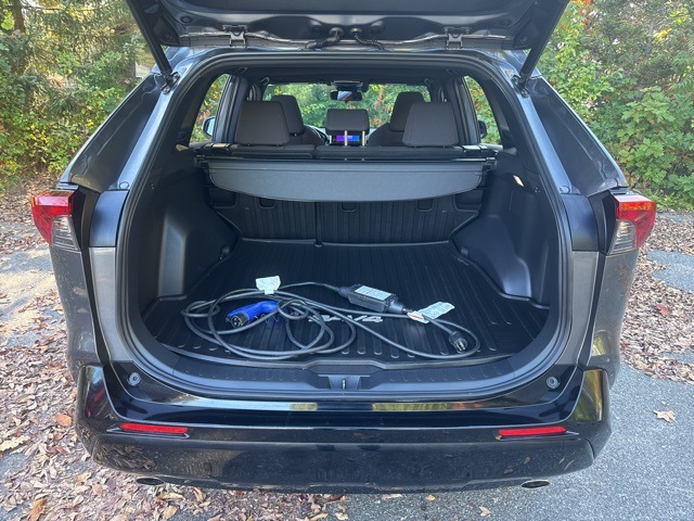 2023 Toyota RAV4 Prime SE photo 10