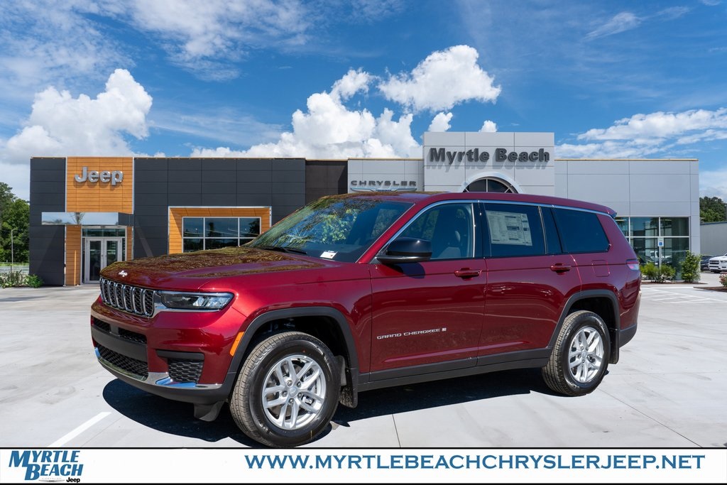 2025 Jeep Grand Cherokee L Laredo's photo