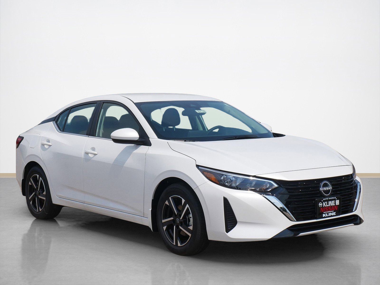 2025 Nissan Sentra SV's photo