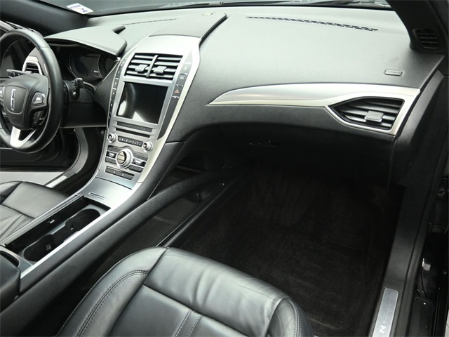 2017 LINCOLN MKZ - Image 29