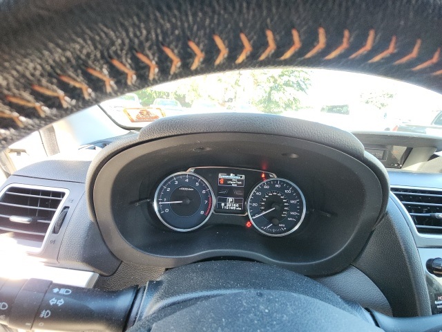 2016 Subaru Crosstrek 2.0i Premium photo 10