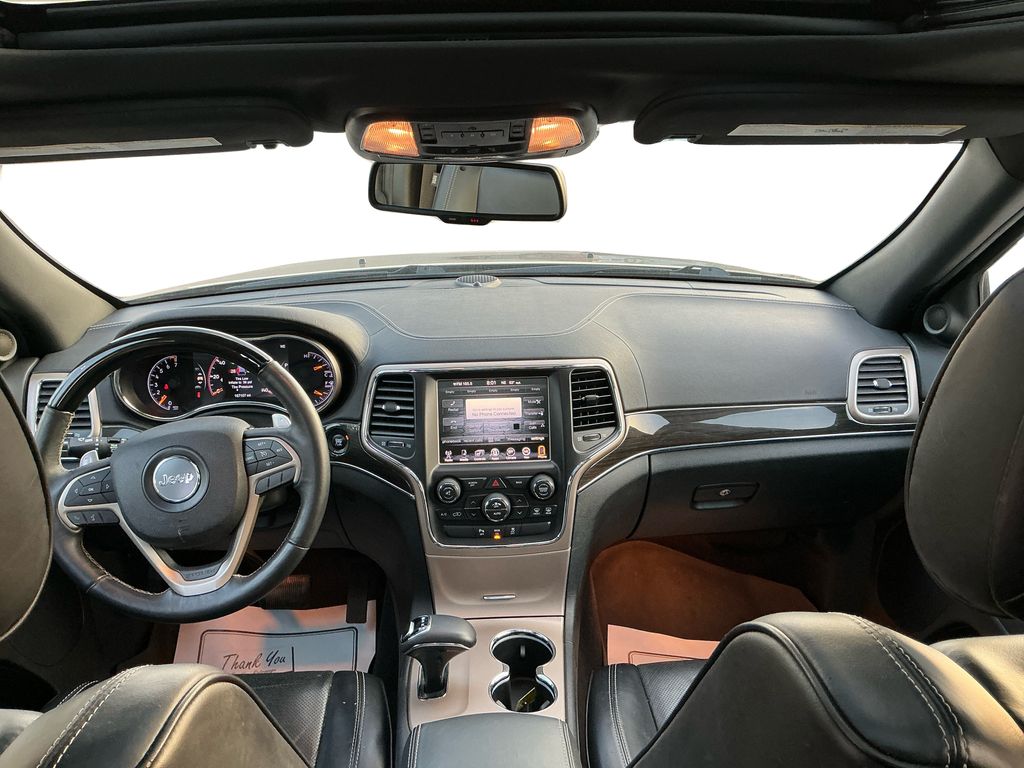 2015 Jeep Grand Cherokee Overland photo 9