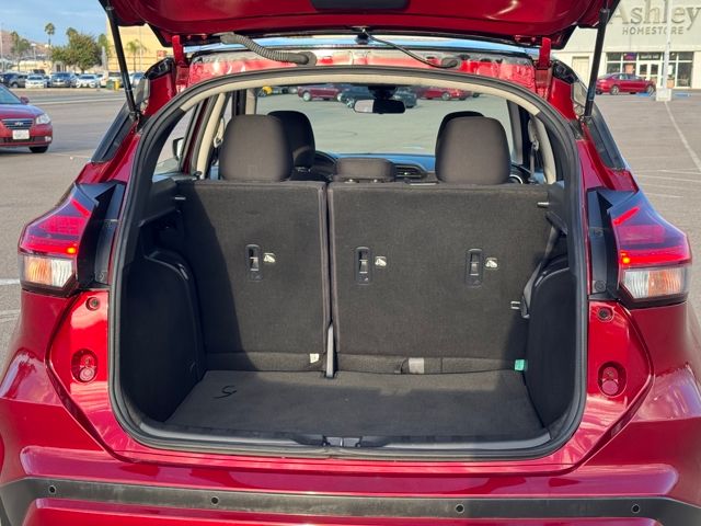 2023 Nissan Kicks SV photo 18