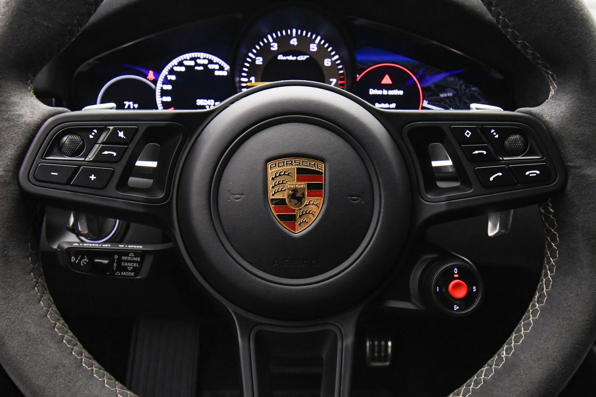 2023 Porsche Cayenne Coupe Turbo GT photo 32