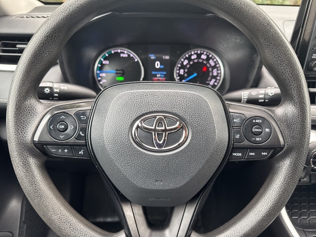 2021 Toyota RAV4 Hybrid LE photo 21