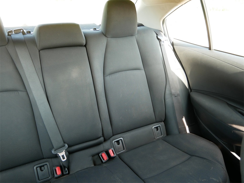 2024 Toyota Corolla LE photo 18