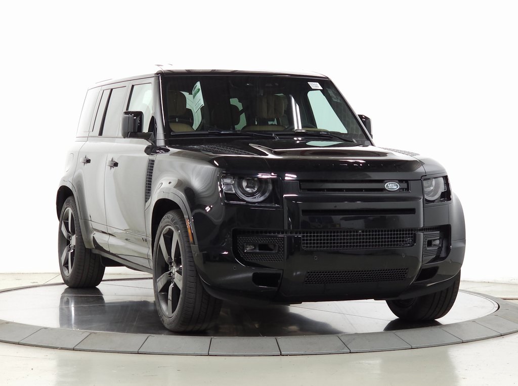 2025 Land Rover Defender 110 V8 photo 7