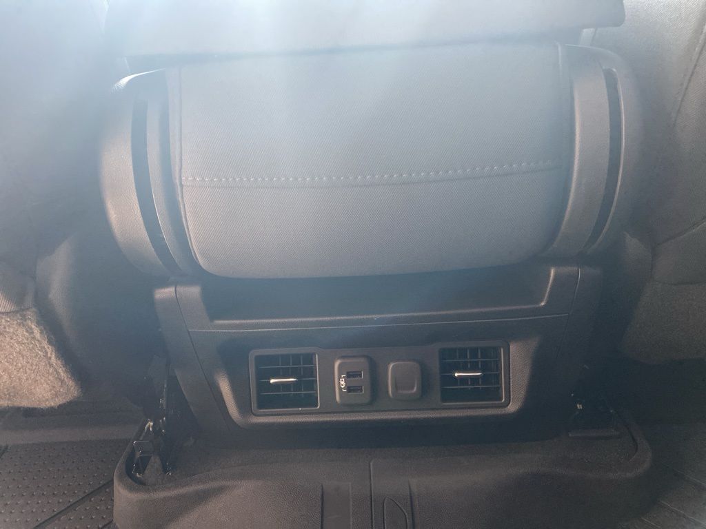 2019 Chevrolet Silverado 1500 RST photo 3