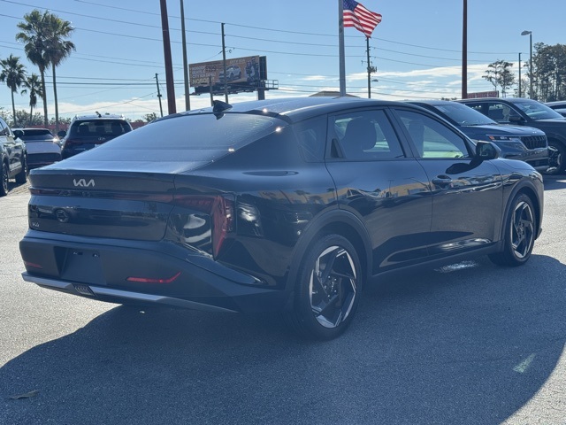 2025 Kia K4 EX photo 3